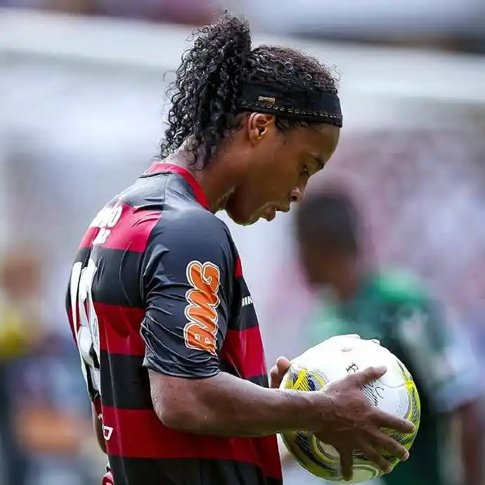 也显示出水 也显示出水